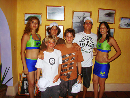 La nueva generación, entre ellos Cristóbal de Col, toda una promesa del surf 